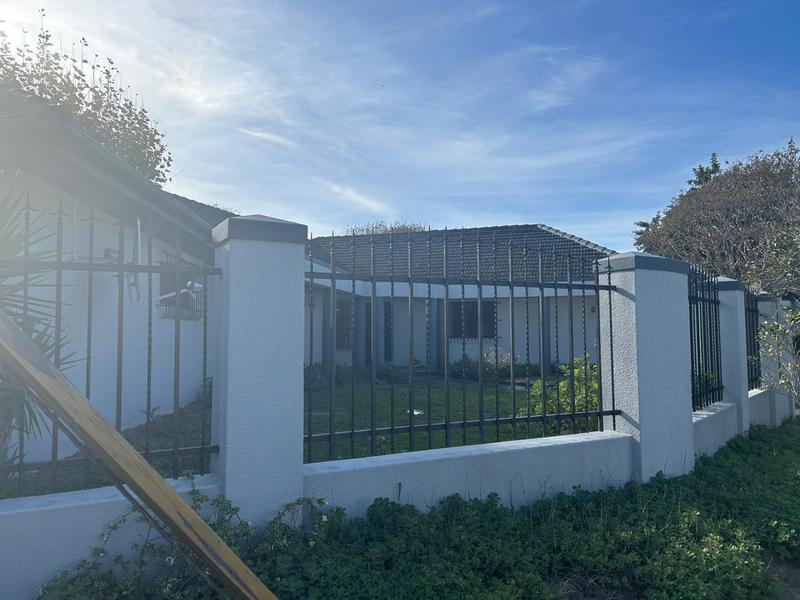 4 Bedroom Property for Sale in Rondebosch Western Cape